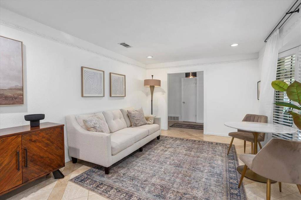 Arlington, TX 76017,4915 Cross Creek Court