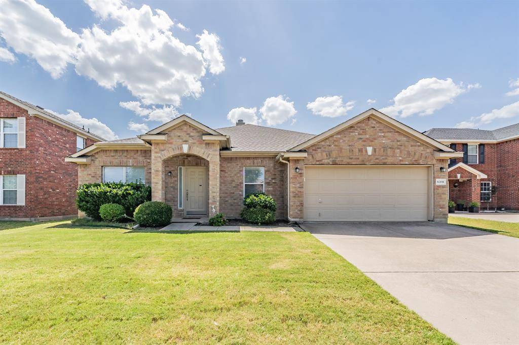Grand Prairie, TX 75052,5319 Duval Drive