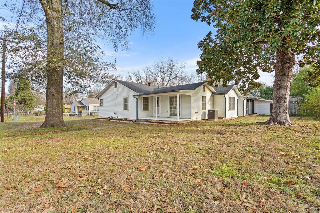 Lindale, TX 75771,411 N College Street