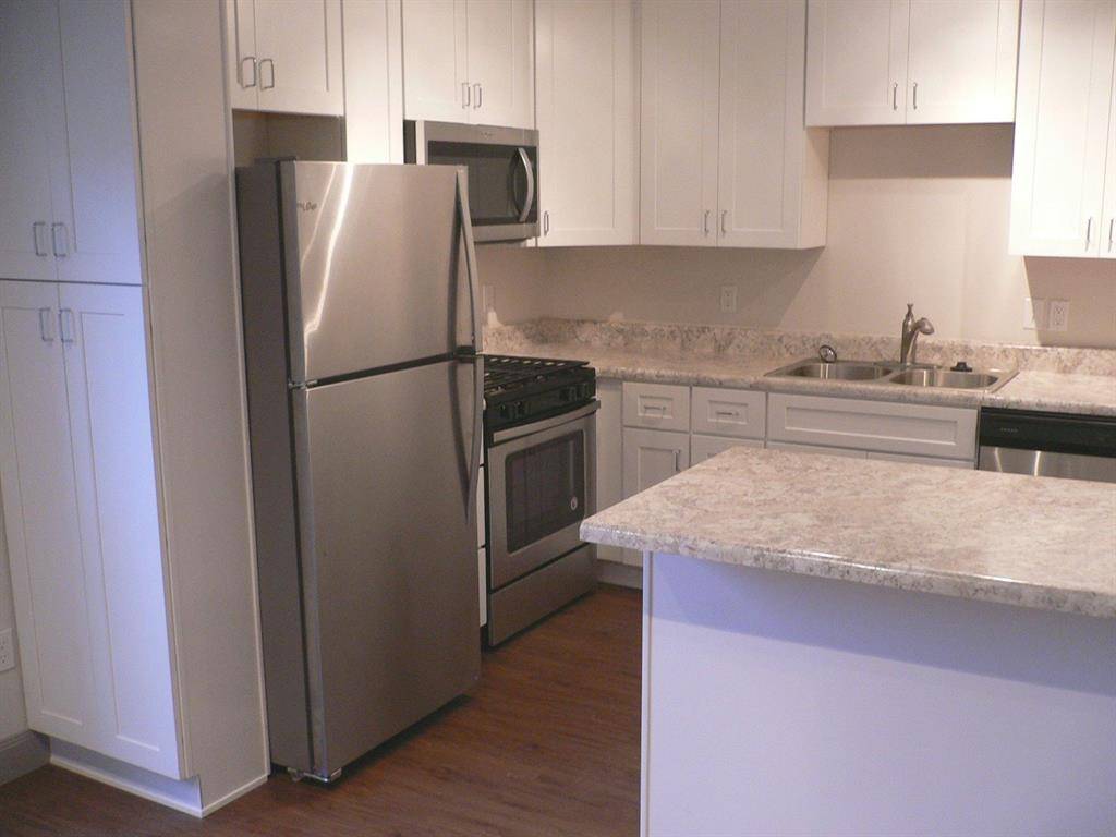 Dallas, TX 75220,9820 Park Lane Place