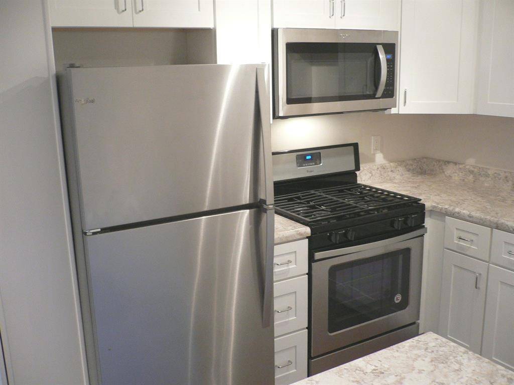 Dallas, TX 75220,9820 Park Lane Place