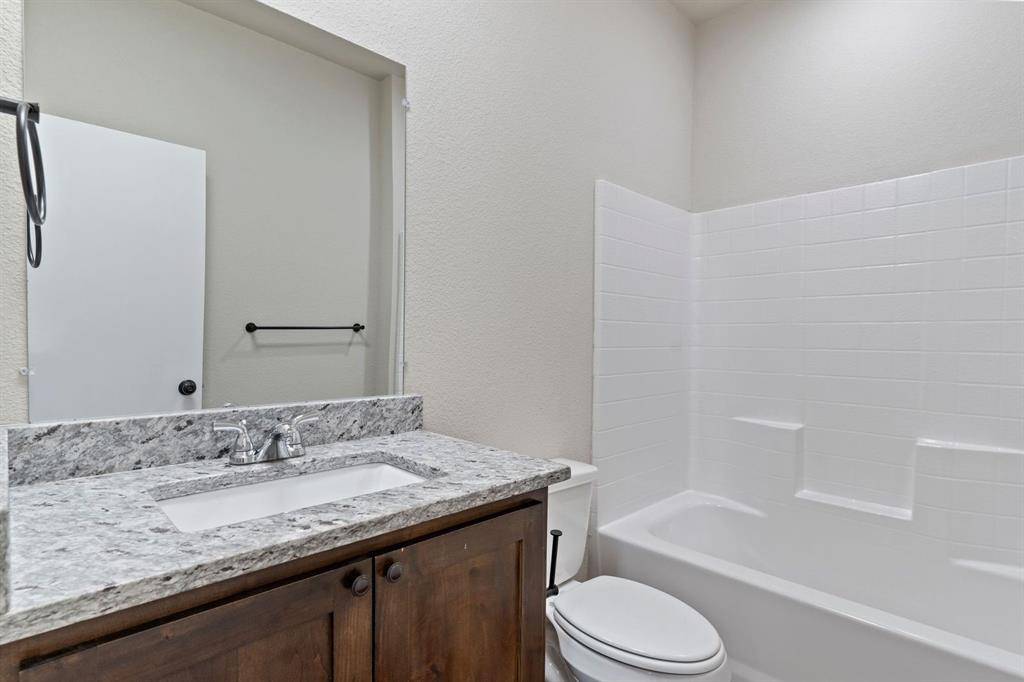 Denton, TX 76205,315 S Bradshaw Street #B