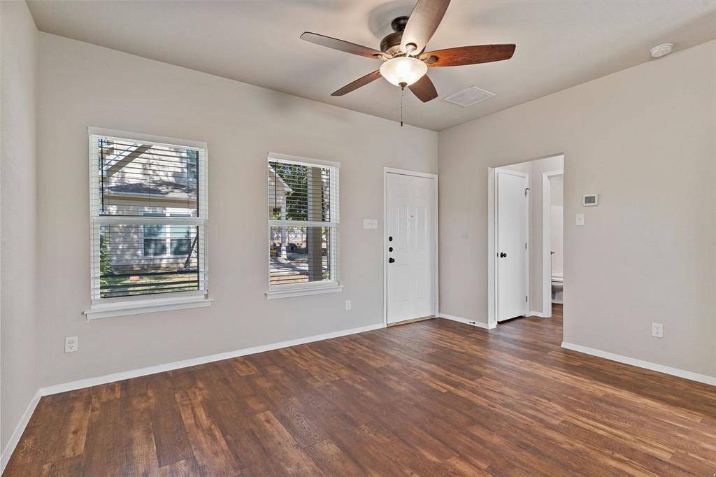 Denton, TX 76205,315 S Bradshaw Street #B