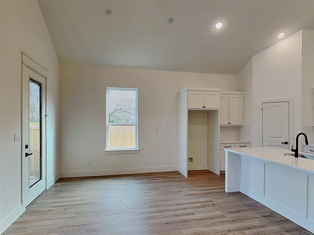 Fort Worth, TX 76107,5416 Carver Drive