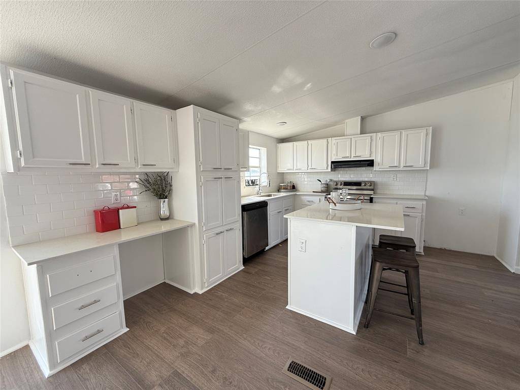 Rhome, TX 76078,835 Private Road 4732