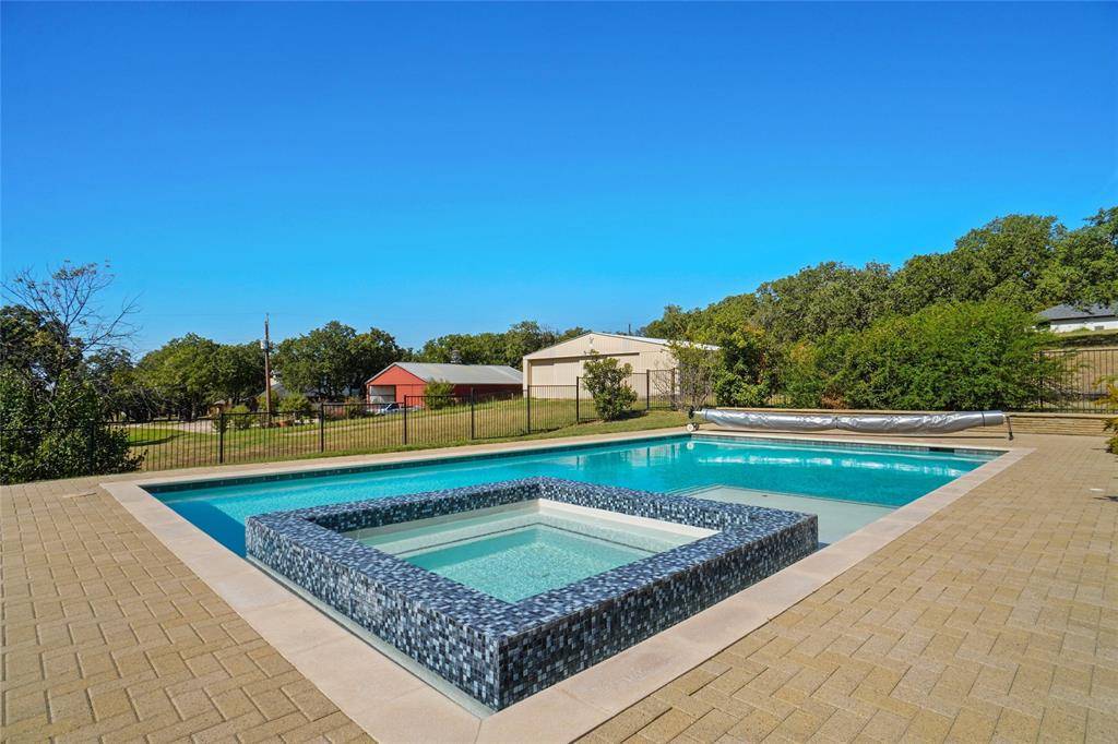 Westlake, TX 76262,13297 Roanoke Road