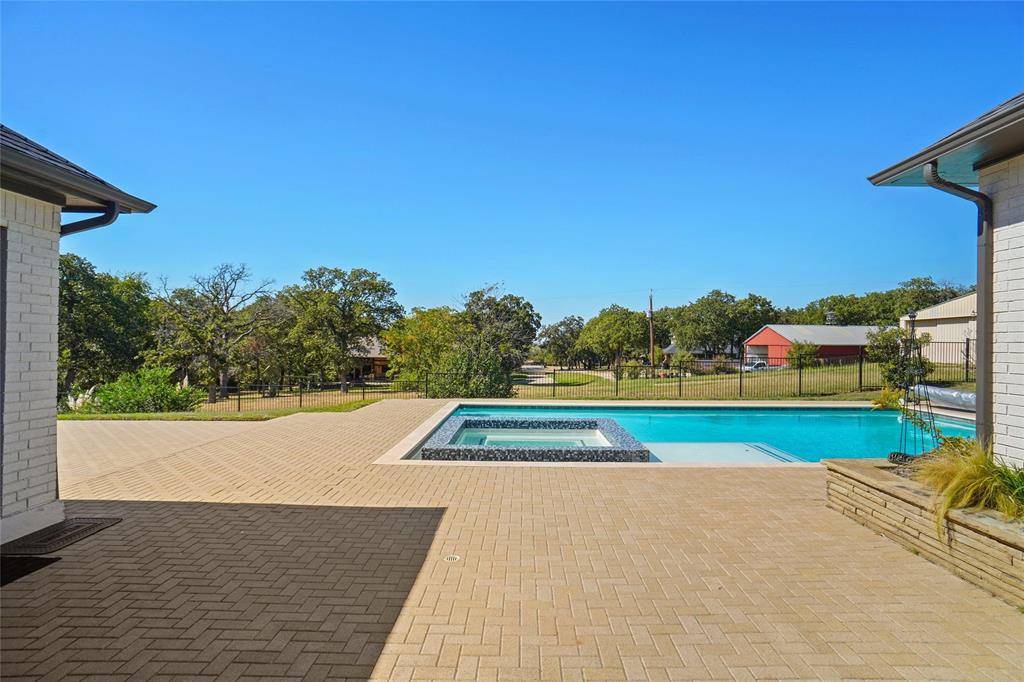 Westlake, TX 76262,13297 Roanoke Road