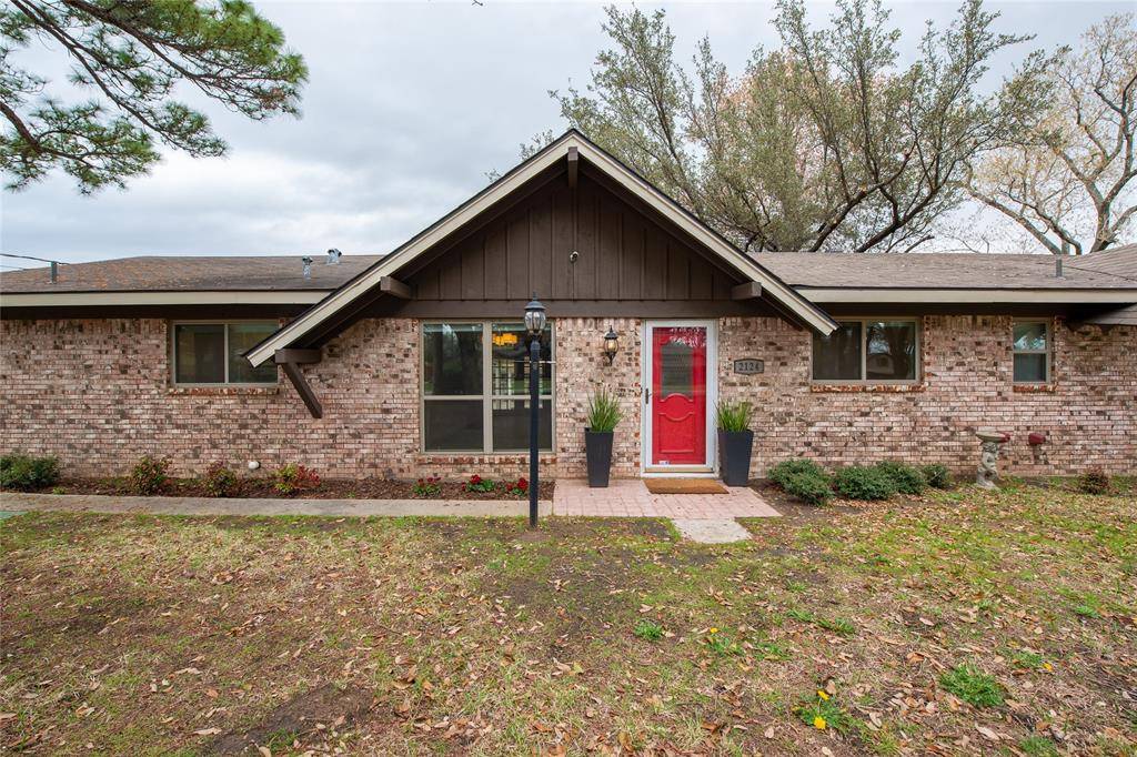 Grapevine, TX 76051,2124 Ridge Lane