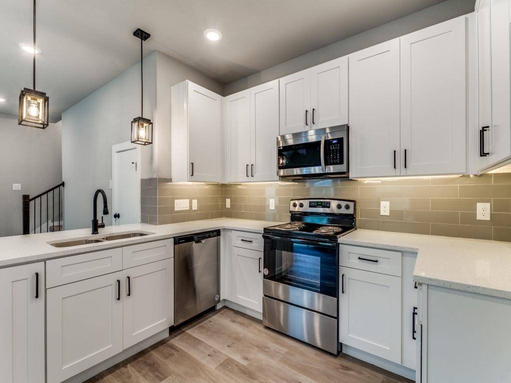 Fort Worth, TX 76116,3163 Karen Street