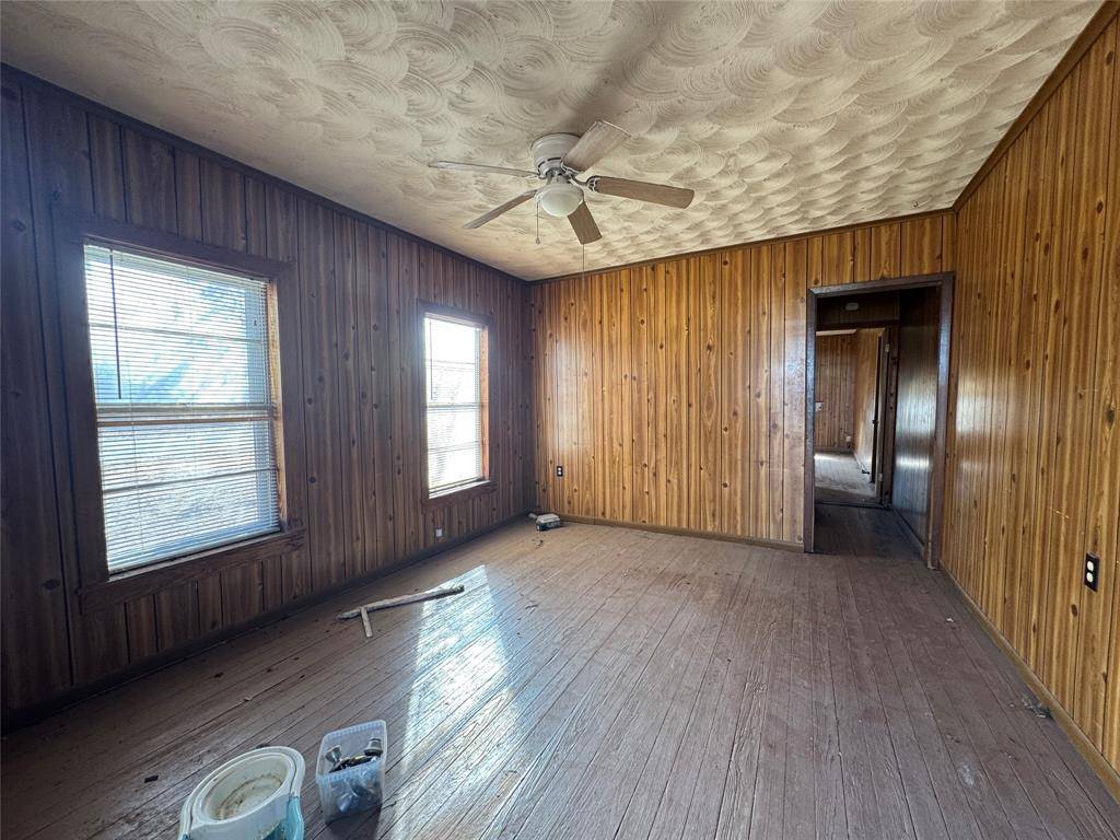 Hawley, TX 79525,610 5th Street