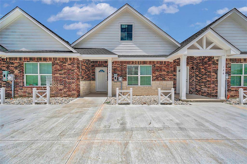 Mcgregor, TX 76657,124 Morris Court