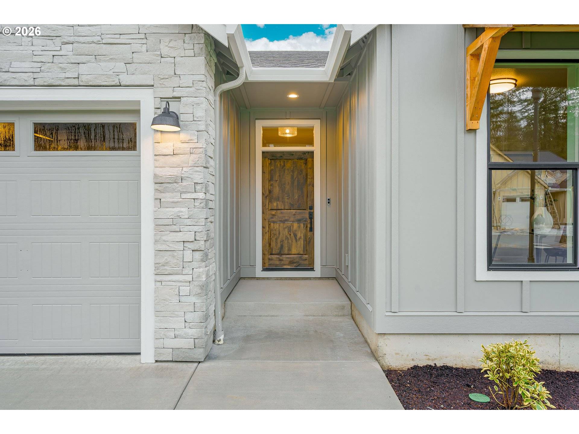 La Center, WA 98629,516 W 20TH WAY