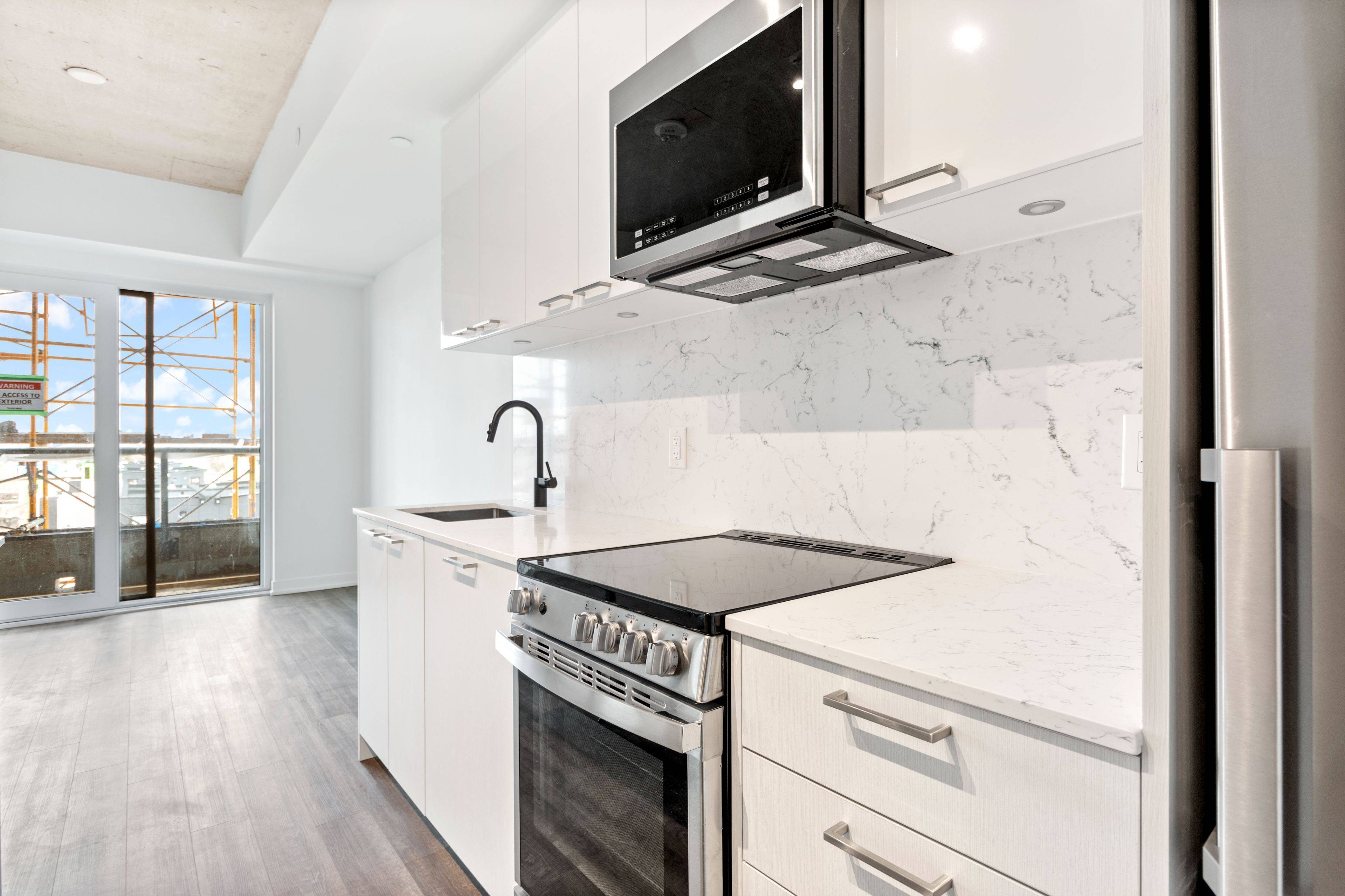 Toronto W03, ON M6N 1J5,1808 St. Clair AVE W ##518