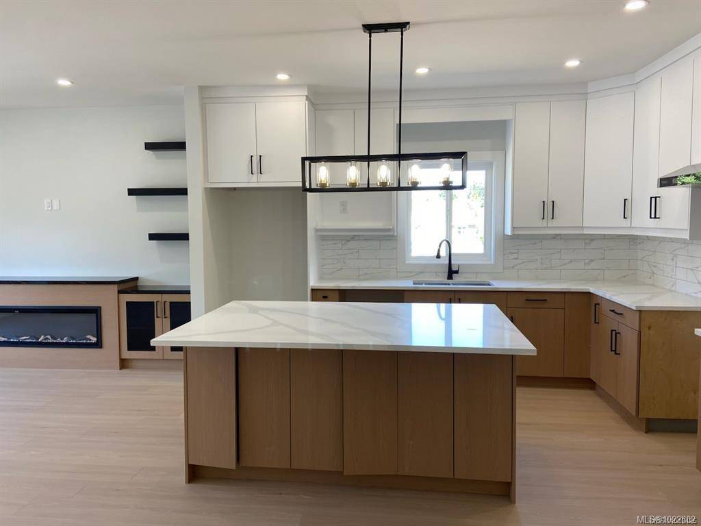 Nanaimo, BC V9T 3N7,10 Leam Rd