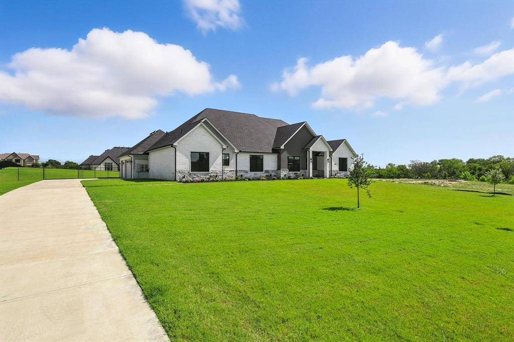 Sunnyvale, TX 75182,389 Arbor Mill Court