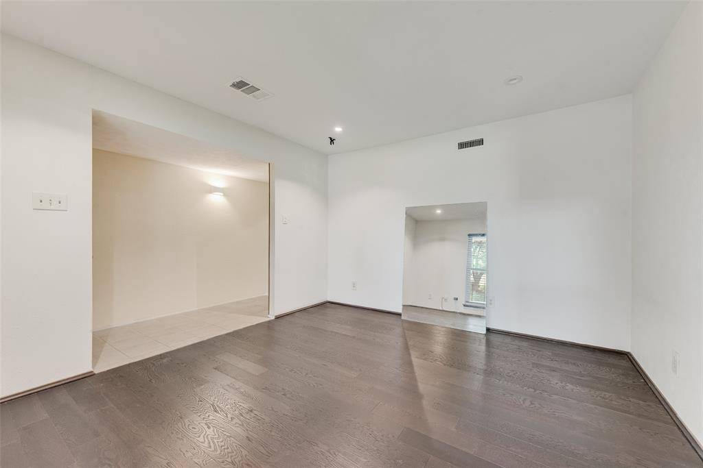 Dallas, TX 75228,8515 Baumgarten Drive