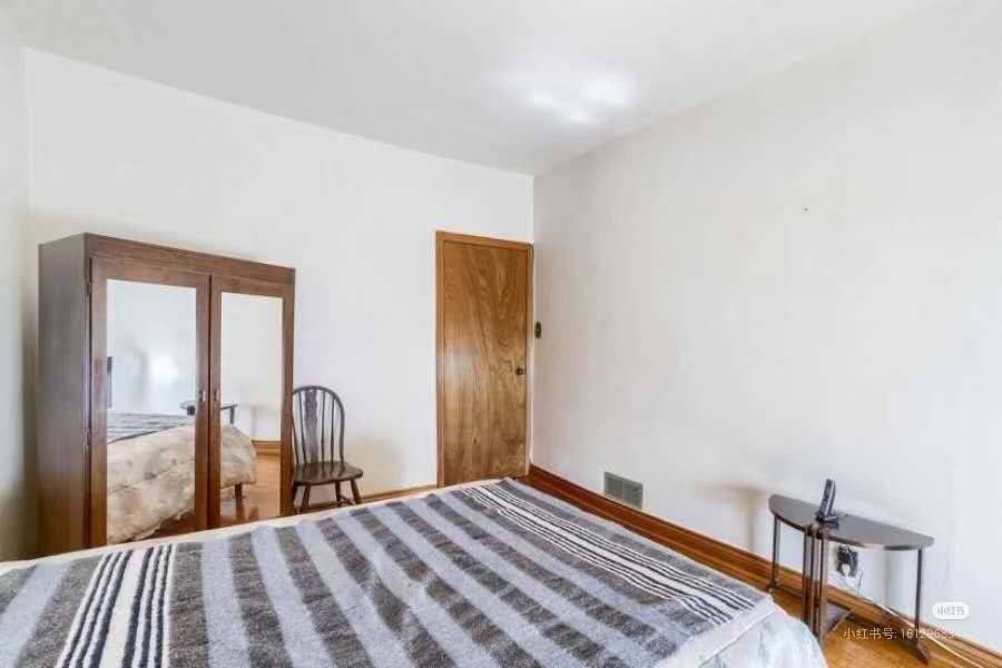 Toronto C01, ON M6J 1L2,44 Robinson ST #2FL One BR