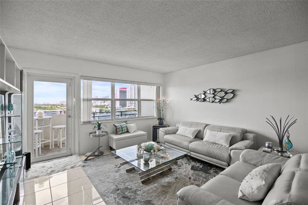 Hallandale Beach, FL 33009,401 Golden Isles Dr #1102