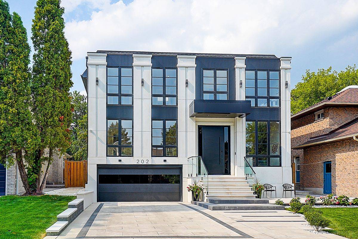 Markham, ON L3R 3L8,202 Carlton RD