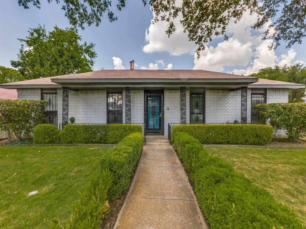 Dallas, TX 75228,8633 Baumgarten Drive