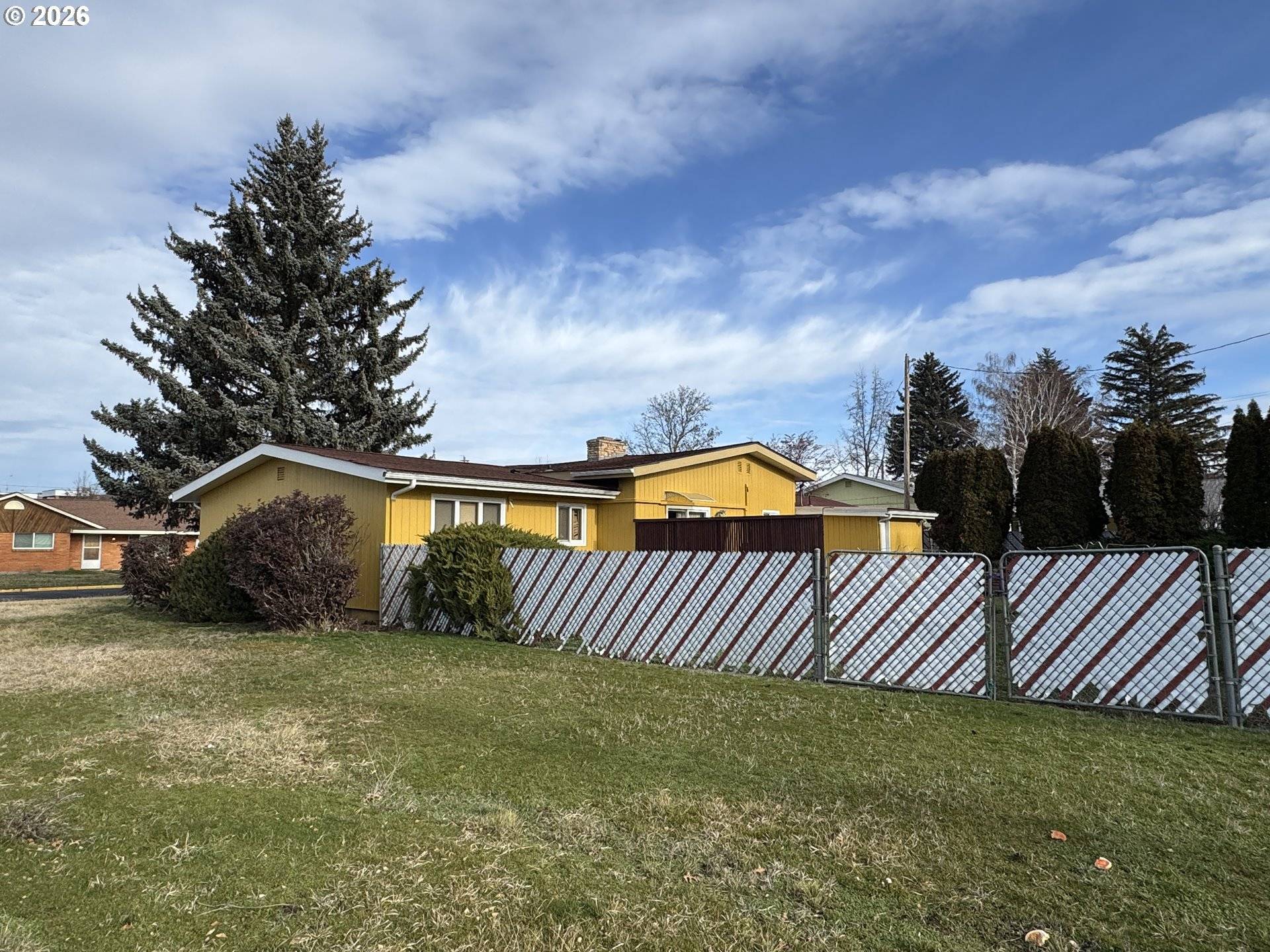 Goldendale, WA 98620,702 ELM DR