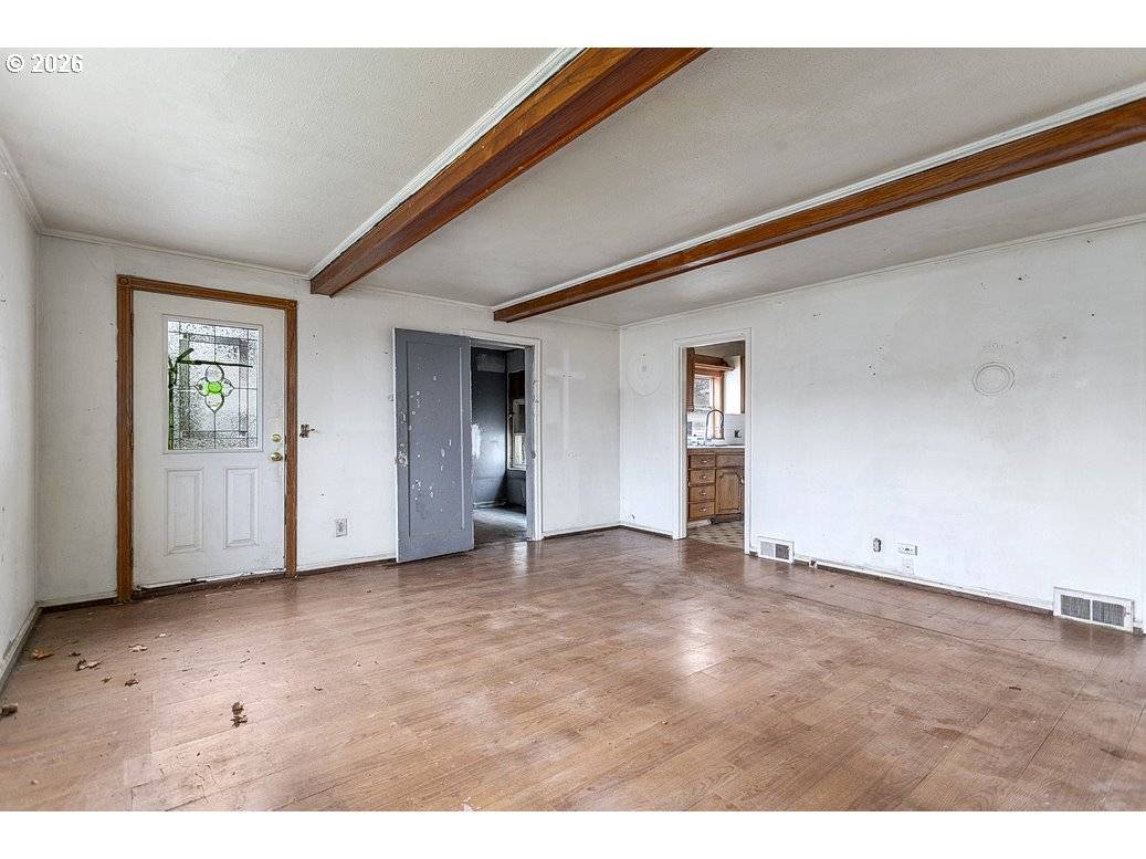 Portland, OR 97233,805 SE 197TH AVE