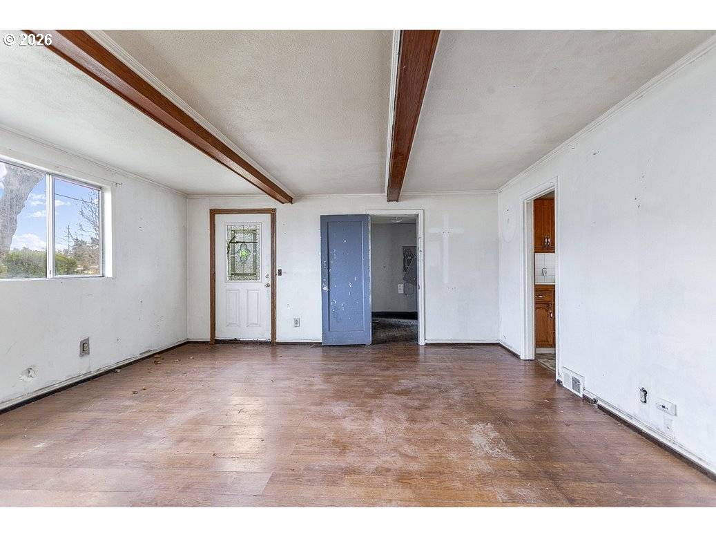 Portland, OR 97233,805 SE 197TH AVE