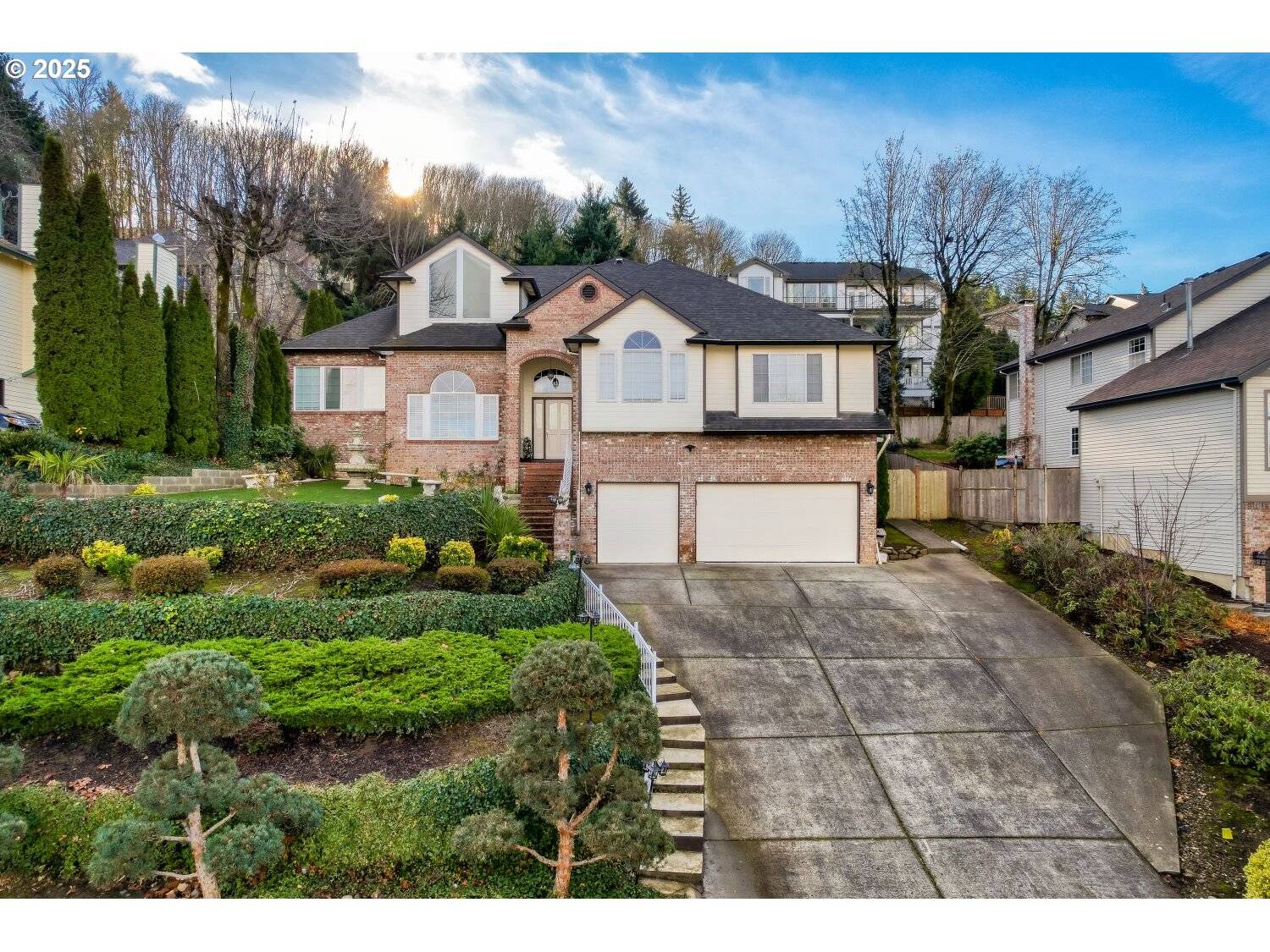 Portland, OR 97266,9818 SE CLATSOP ST