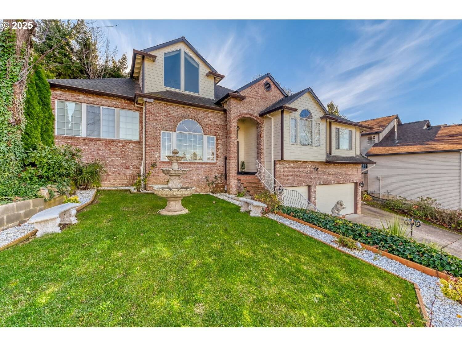 Portland, OR 97266,9818 SE CLATSOP ST