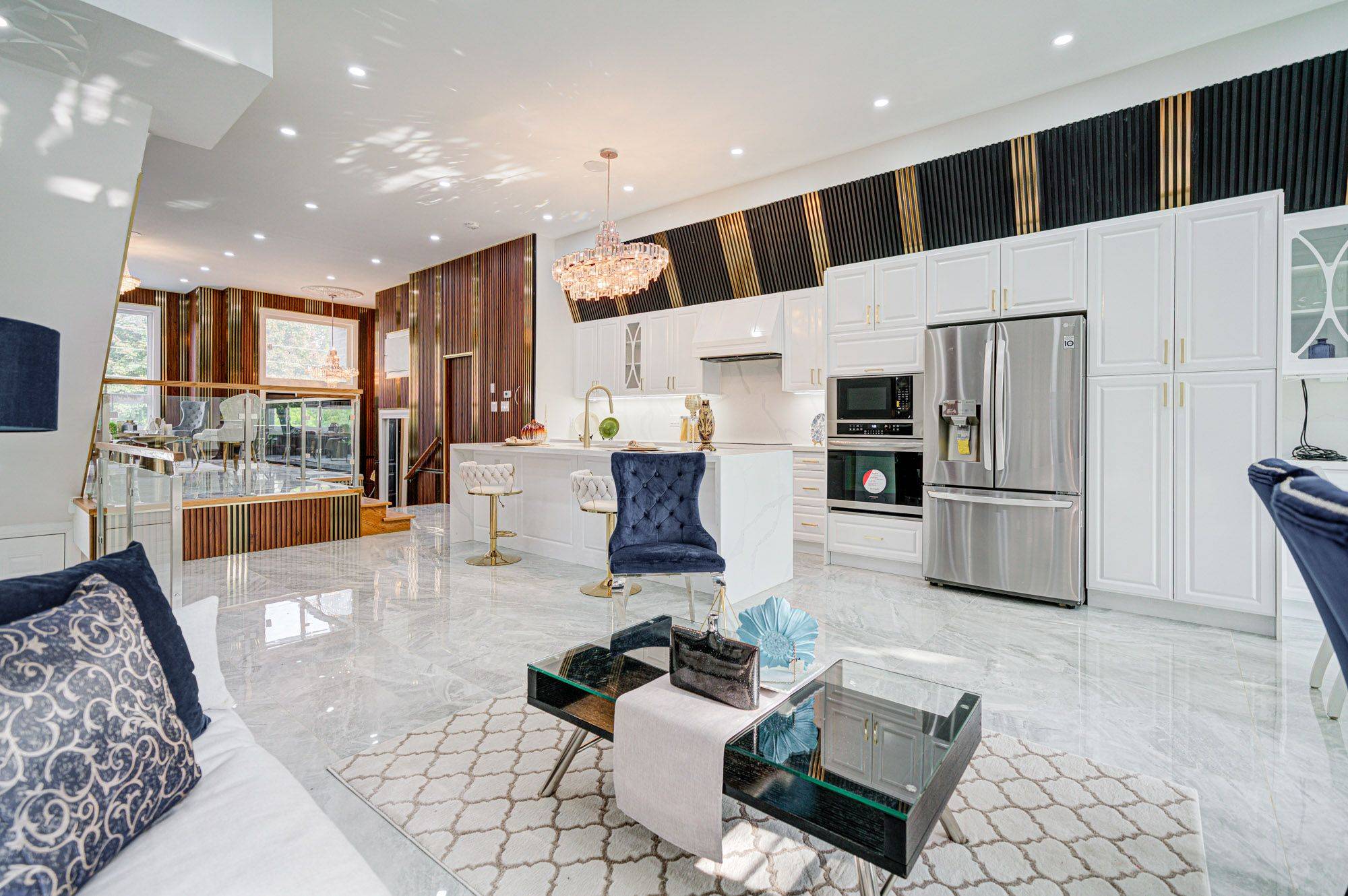 Toronto E06, ON M1N 3N7,80 Haslam ST