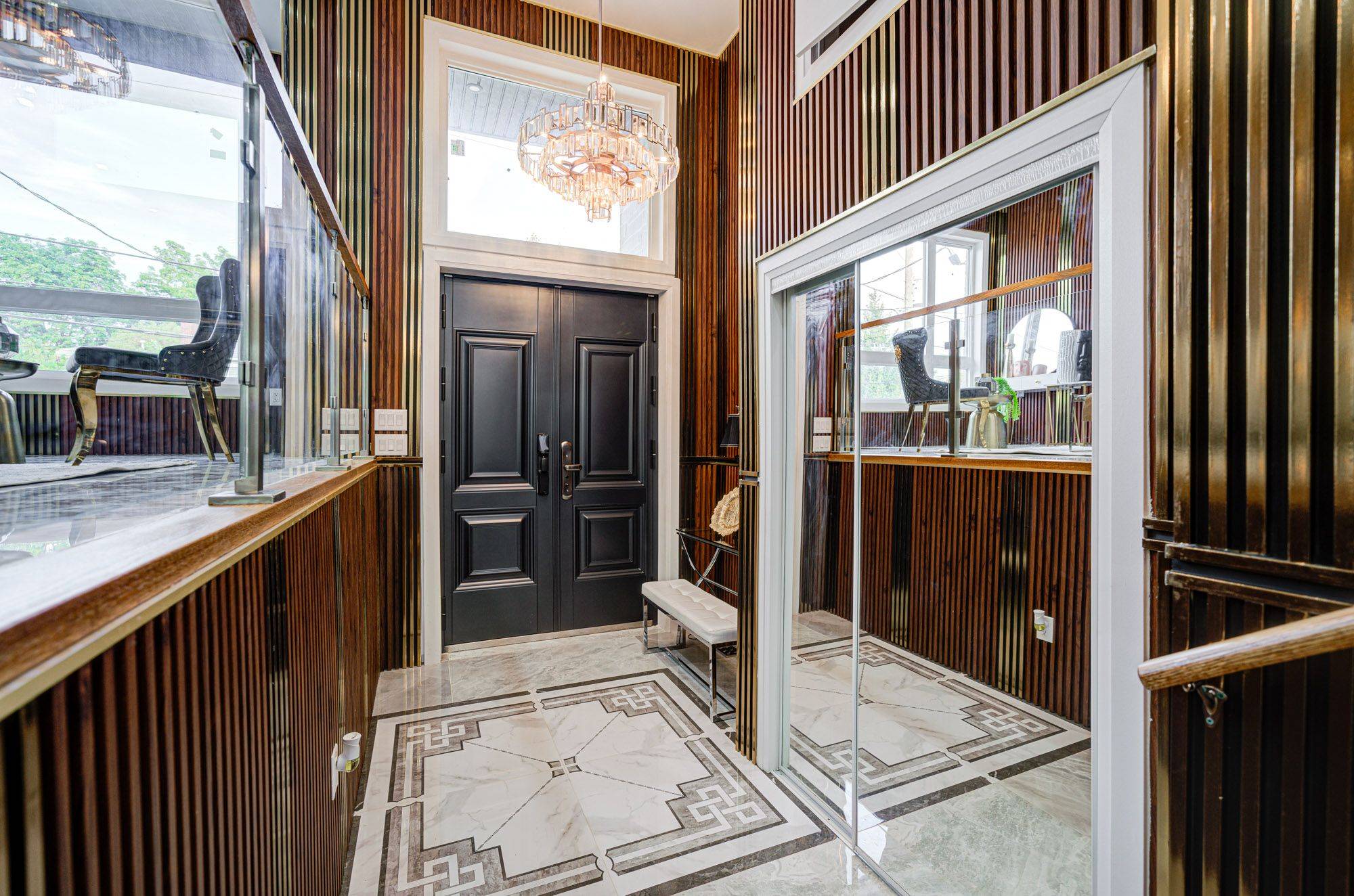 Toronto E06, ON M1N 3N7,80 Haslam ST