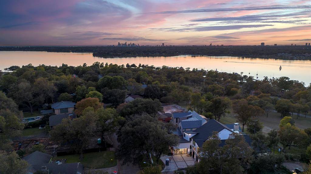 Dallas, TX 75218,9457 Waterview Road