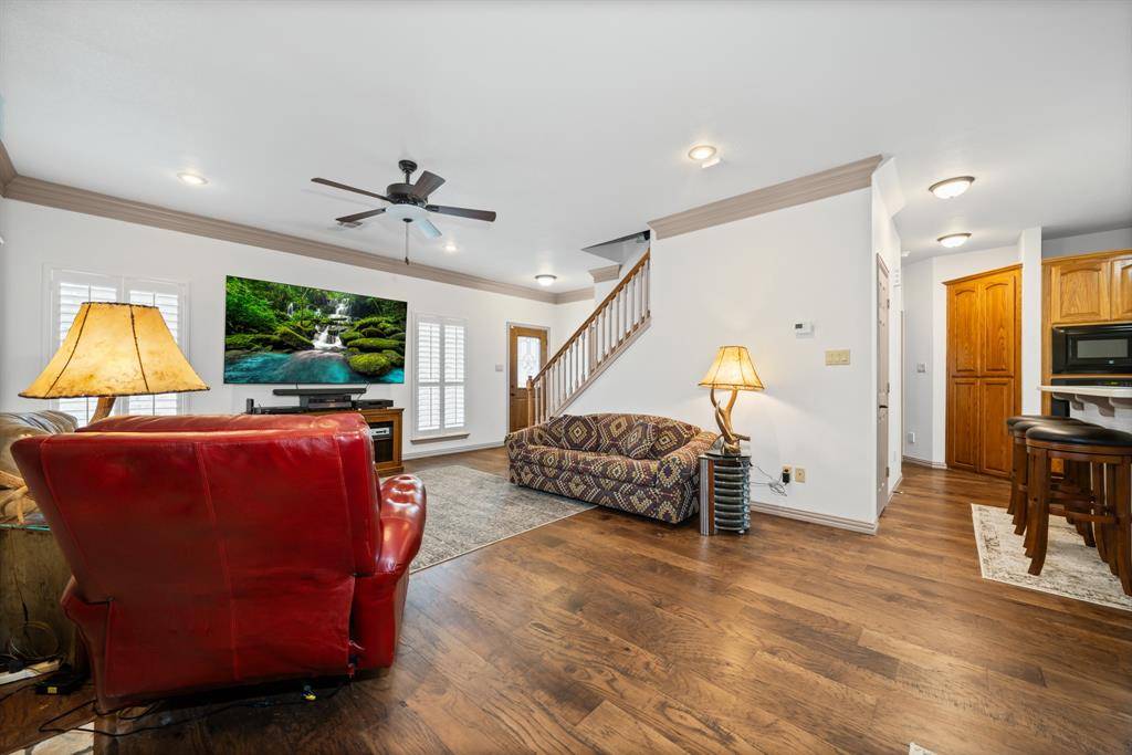 Whitney, TX 76692,15084 Golf Drive