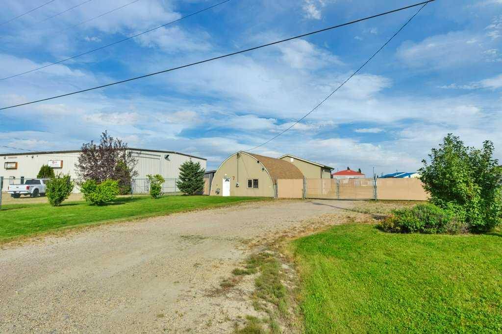 Sylvan Lake, AB T4S 1P4,7 Industrial DR