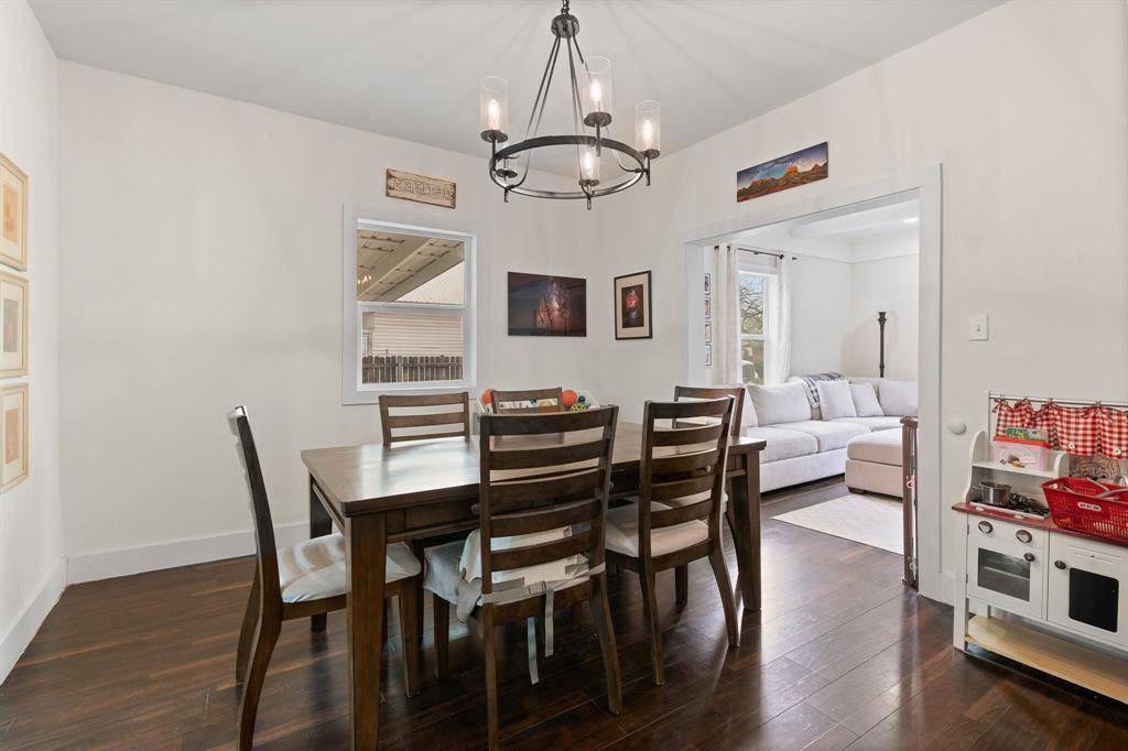 Cleburne, TX 76033,226 W Willingham Street