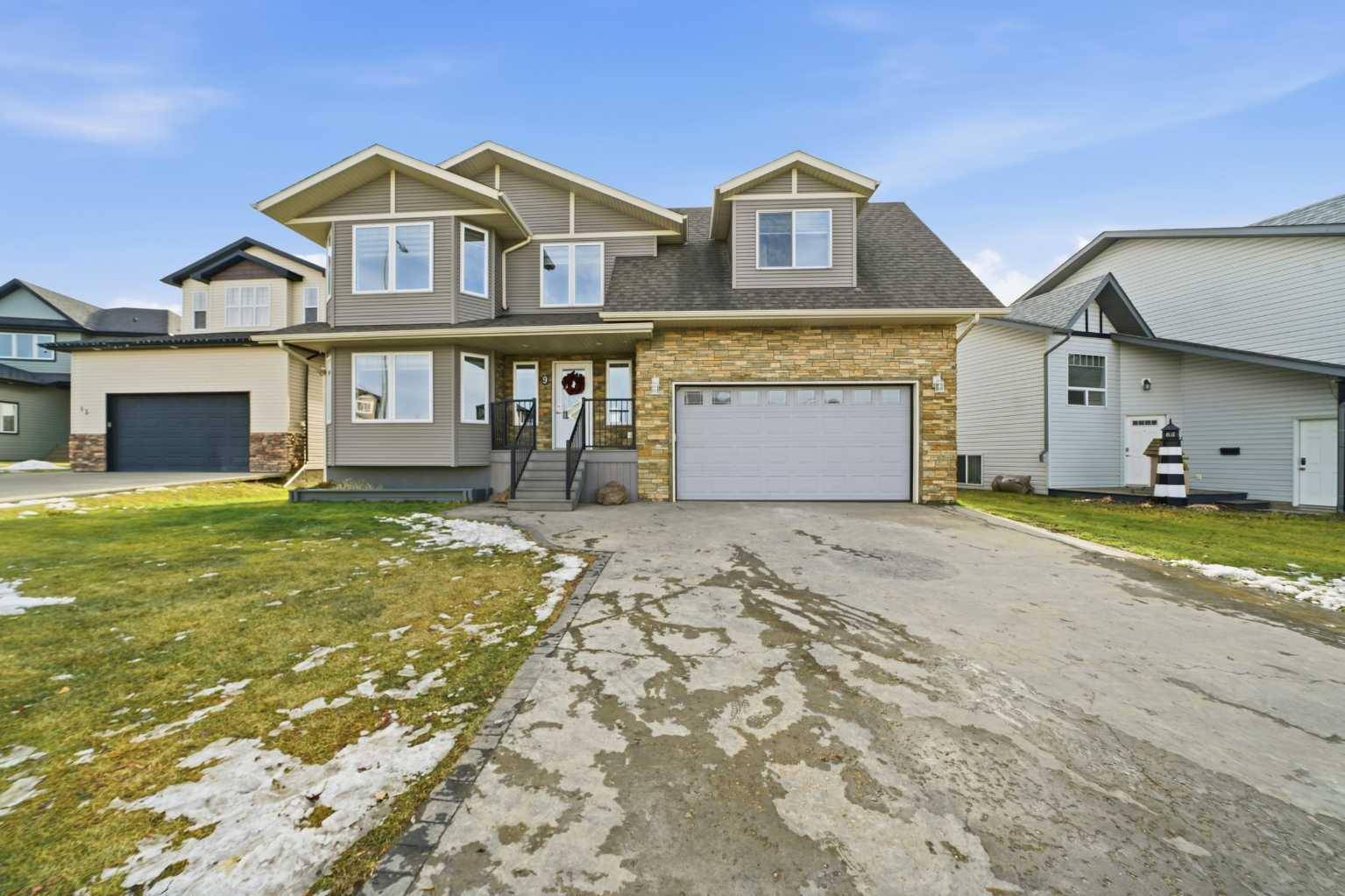 Blackfalds, AB T4M 0K5,9 Woodbine Close