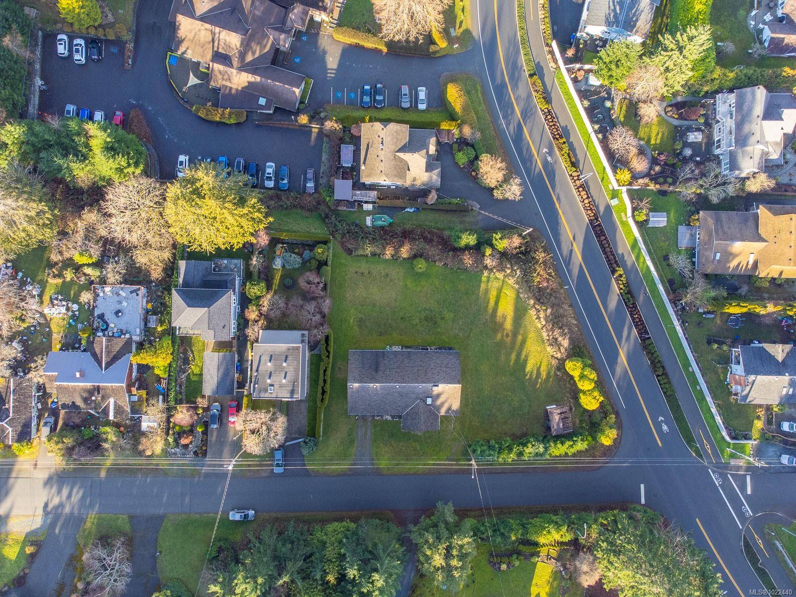 Qualicum Beach, BC V9K 1K7,135 Sunningdale Rd W