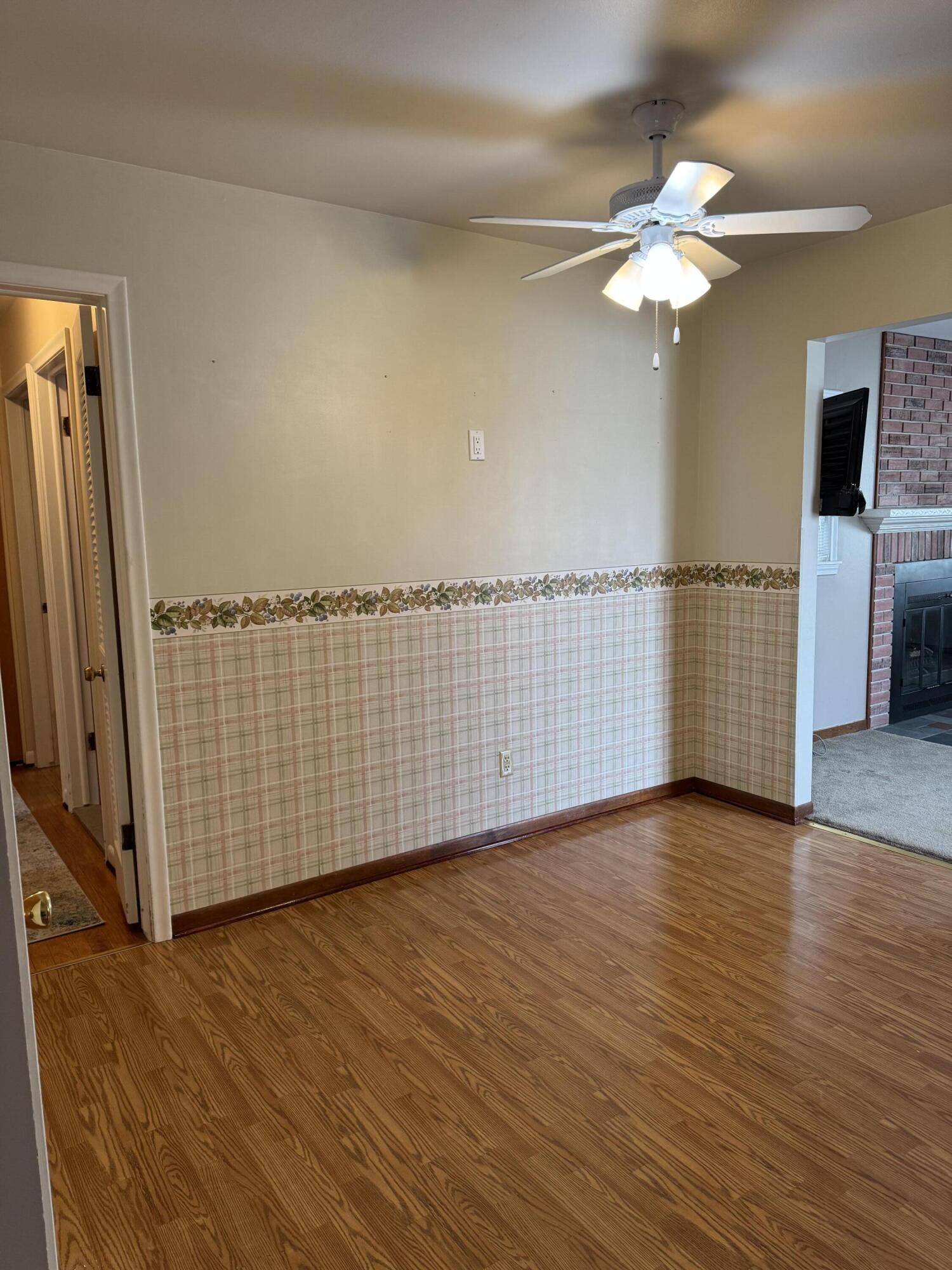 Westland, MI 48185,7767 N Henry Ruff RD