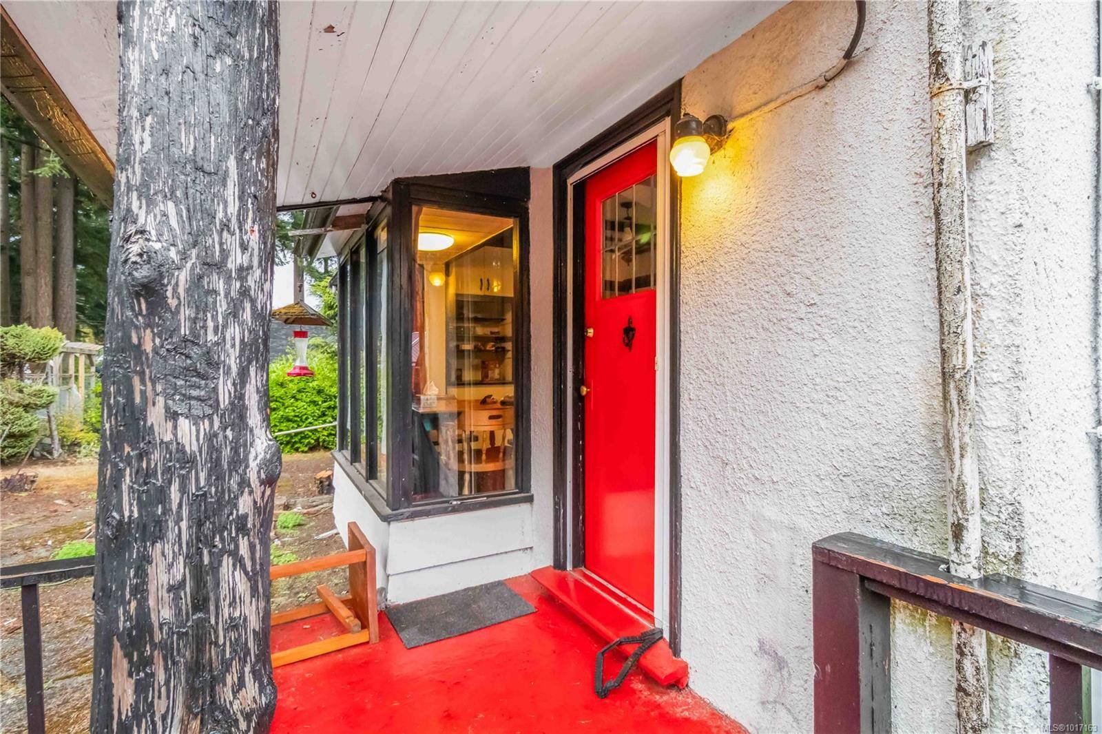 Saanich, BC V8Y 1Y4,5447 Fowler Rd