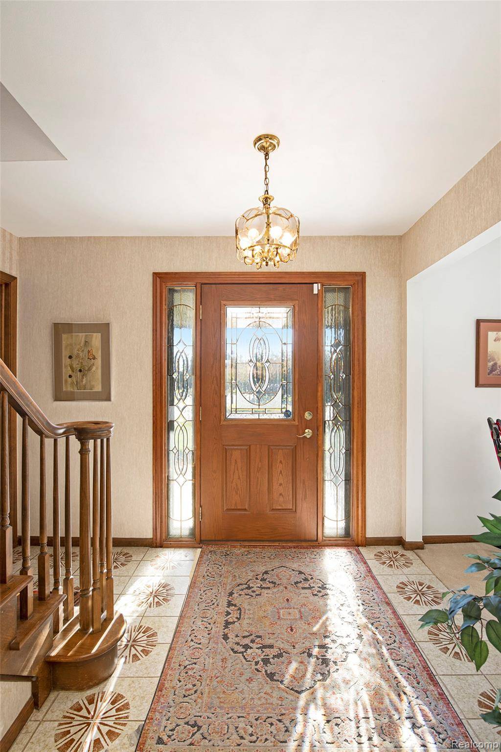 Rochester Hills, MI 48309,2452 Lassiter DR