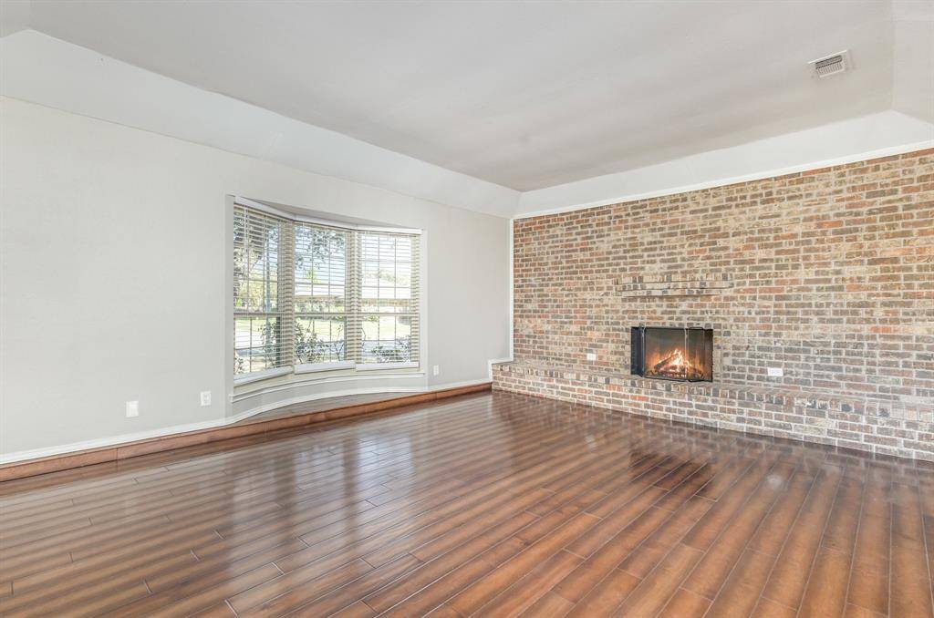 Bedford, TX 76021,2008 Oakmeadow Street