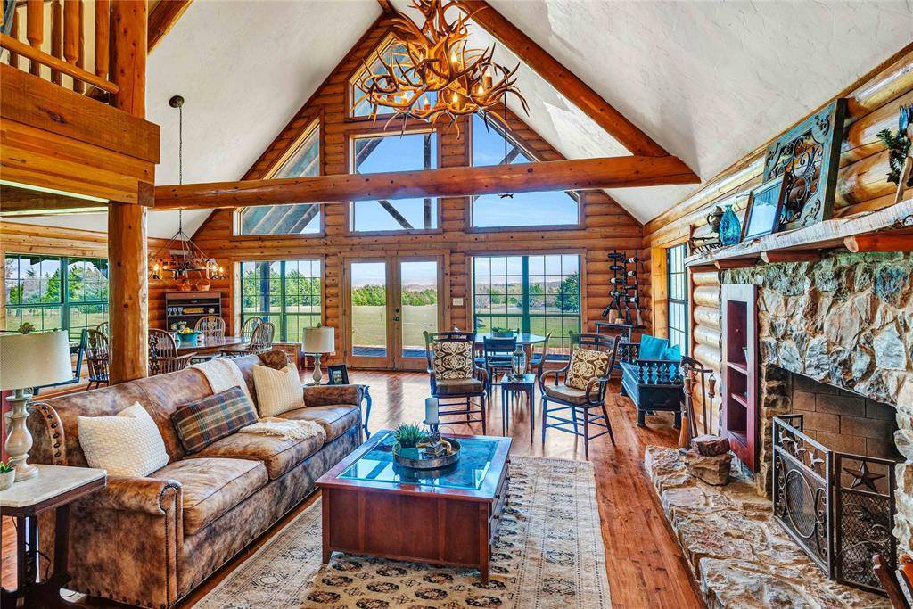 Bonham, TX 75418,1430 County Road 3025