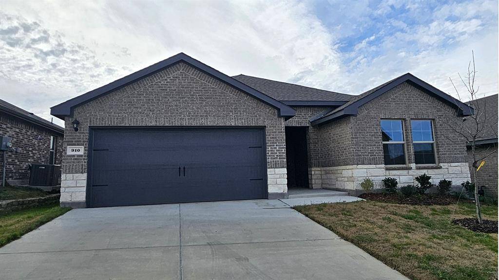 Ferris, TX 75125,910 Newport Drive