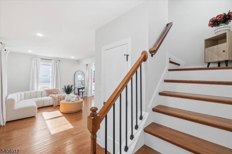 Hawthorne Boro, NJ 07506,16 Cedar Pl