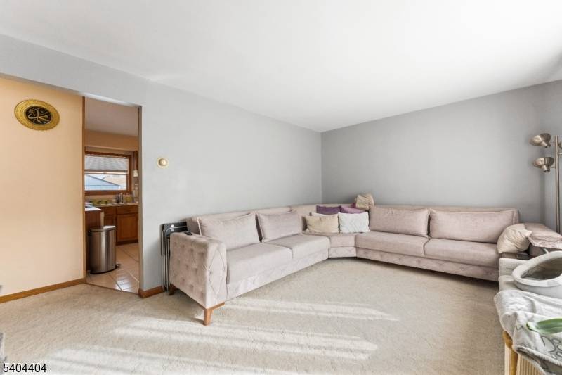 Clifton City, NJ 07012,190 Martin Ave