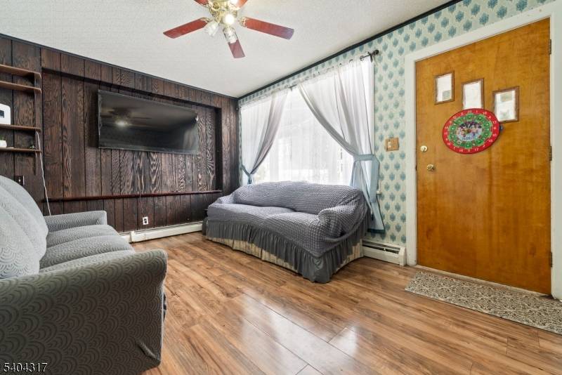 Phillipsburg Town, NJ 08865,392 Lincoln St