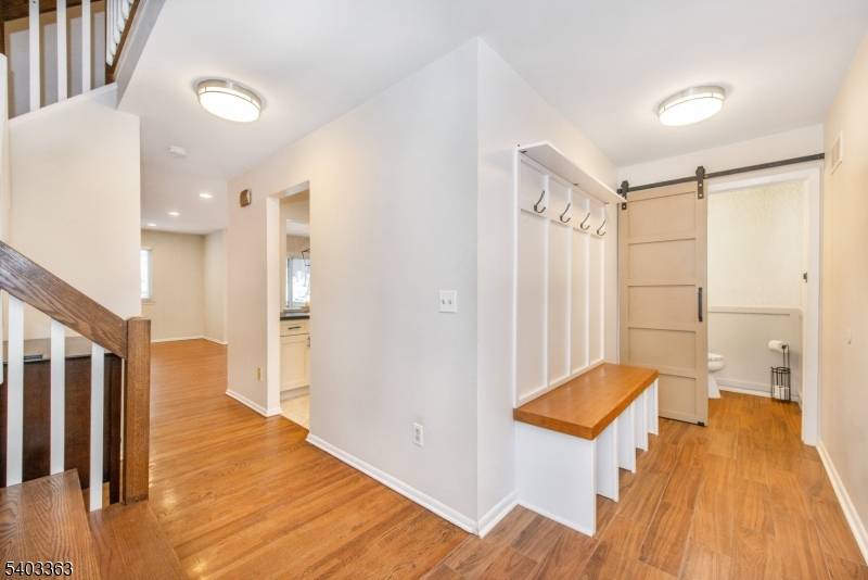 Wayne Twp., NJ 07470,44 Littlewood Ct