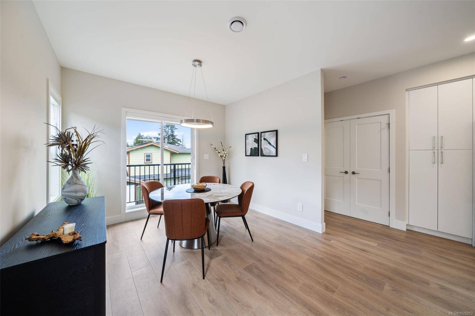 Langford, BC V9C 0V5,1067 Arcadiawood Lane