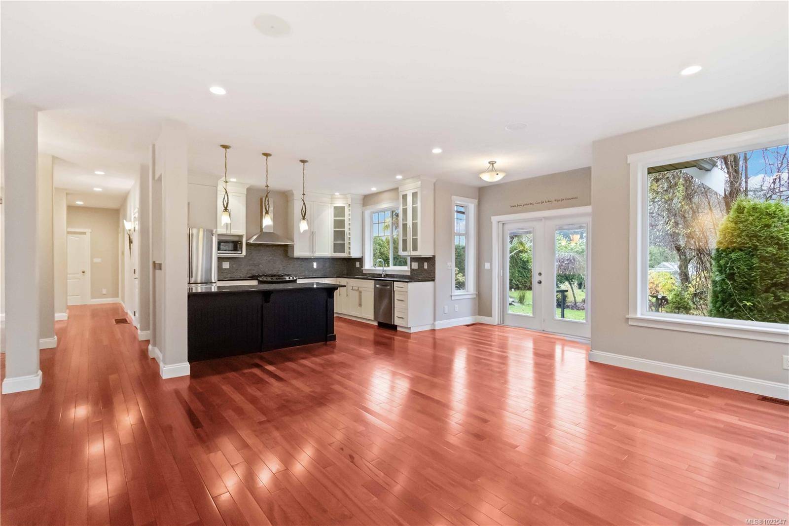 North Saanich, BC V8L 1H6,9319 East Saanich Rd