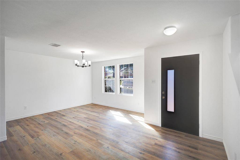 Wylie, TX 75098,934 W Cedar Creek Drive